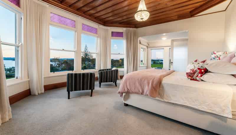 111 Wharf Road, Clarks Beach