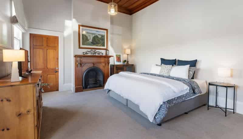 111 Wharf Road, Clarks Beach