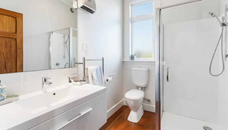 111 Wharf Road, Clarks Beach