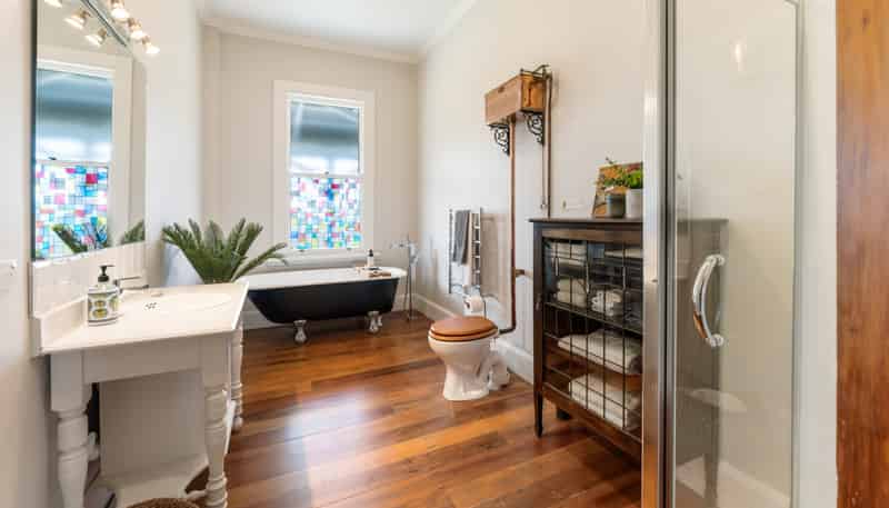111 Wharf Road, Clarks Beach