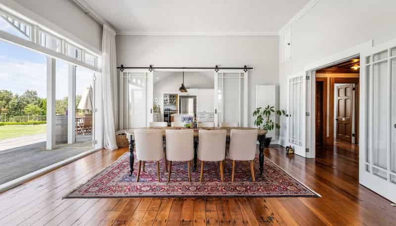 111 Wharf Road, Clarks Beach