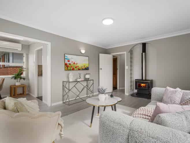 7 Lawrence Crescent, Hillpark