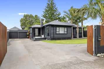 145 Seaview Road, Westown