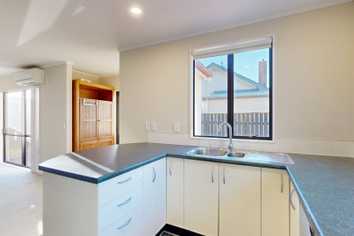 418A Broadway Road, Miramar
