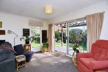 2/33 Studholme Street, Somerfield