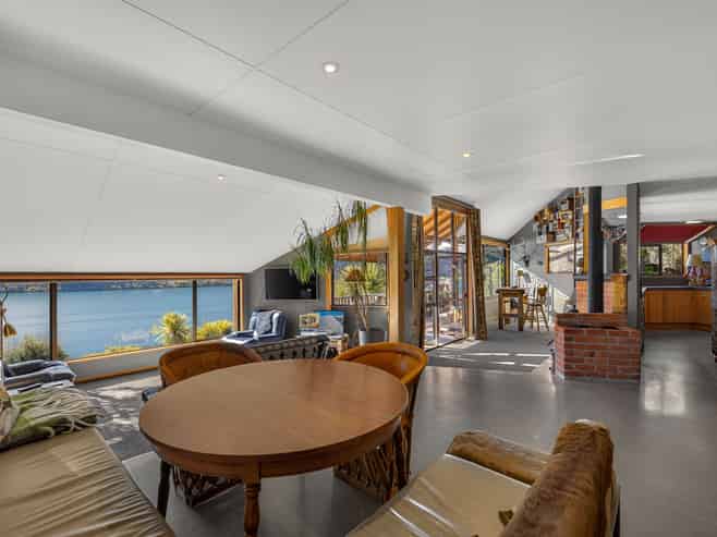 272 Peninsula Road, Kelvin Heights