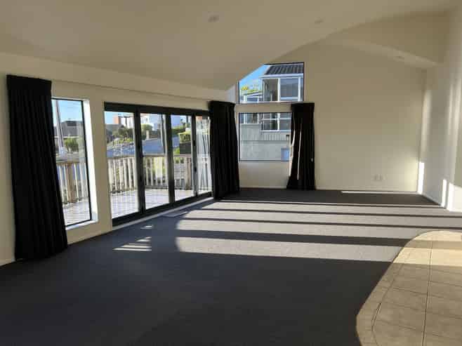 10 Duncansby Road, Stanmore Bay