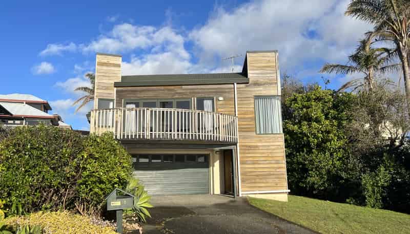10 Duncansby Road, Stanmore Bay