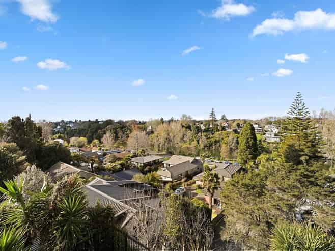 12C Little London Lane, Hamilton Central