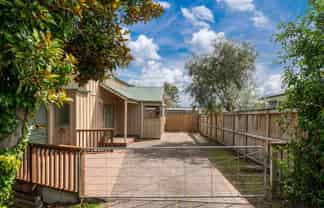 16b Arrowsmith Avenue, Waipahihi
