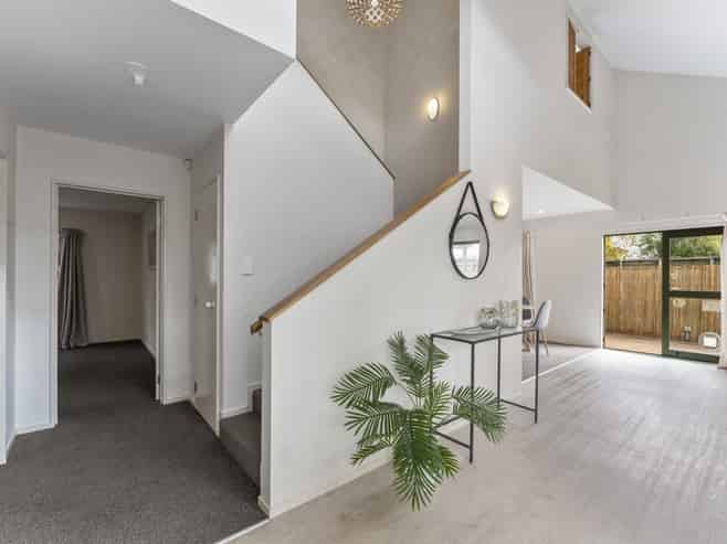 16b Arrowsmith Avenue, Waipahihi