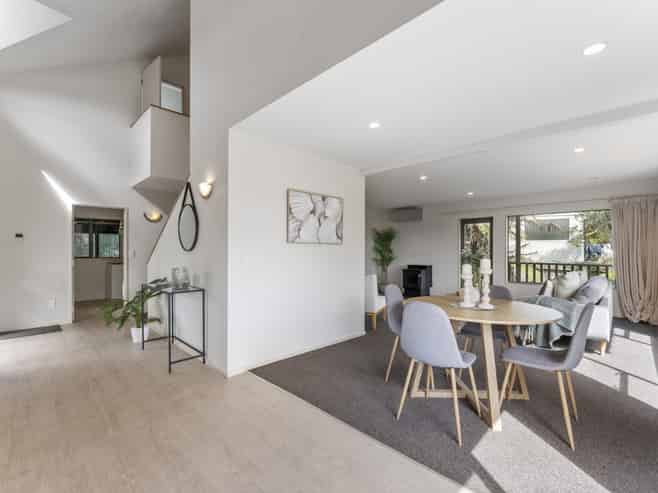 16b Arrowsmith Avenue, Waipahihi