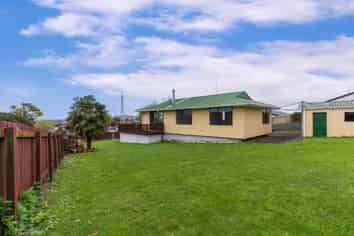 145 Boundary Road, Clover Park