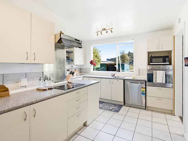 5 Freyberg Road, Fairfield