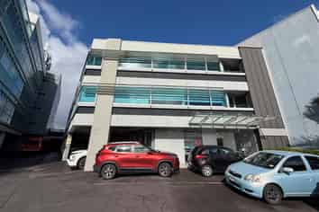 Fitted Office with On-Site Parking