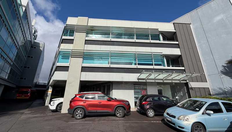  2B/17 Great South Road, Epsom