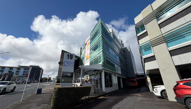  4B/19 Great South Road, Epsom