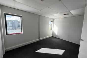 Light-Filled Epsom Office