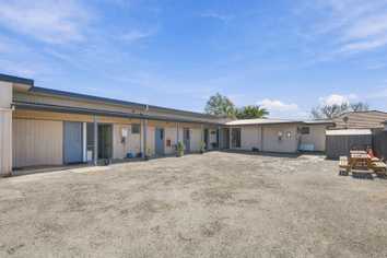 Investment ready, accommodation - Income ready