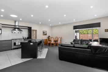 5 Fintry Place, Flat Bush