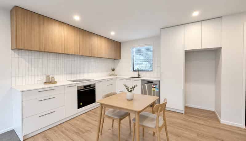 2/4 Emmett Street, Shirley