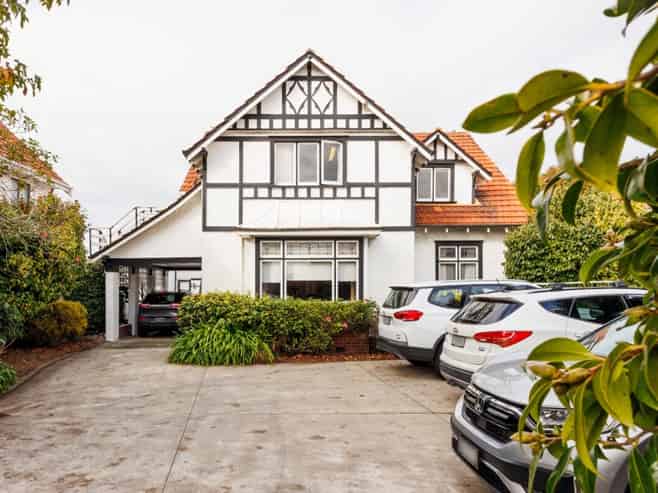 Character Office Close to the City Centre
