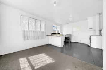 167 Preston Road, Otara