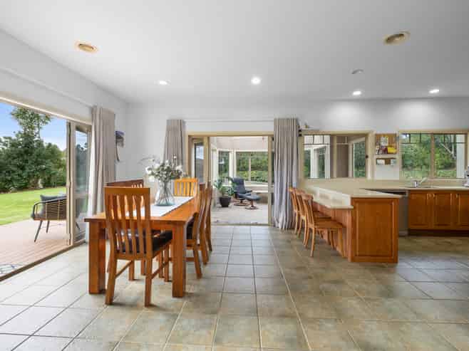 26 Shelter Grove, Frankleigh Park