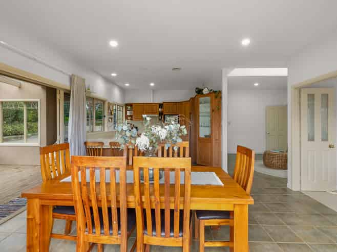 26 Shelter Grove, Frankleigh Park
