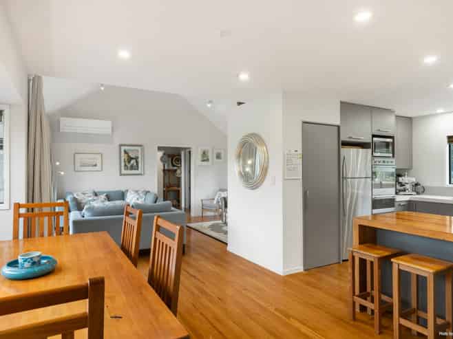 241 Beaver Road, Bombay