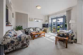 5/2 Armoy Drive, East Tamaki