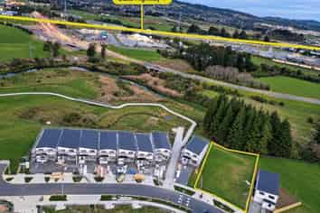 25 Waipaheke Crescent, Karaka