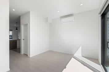 9/8 Rosier Road, Glen Eden
