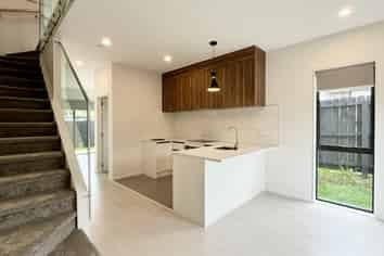 9/8 Rosier Road, Glen Eden