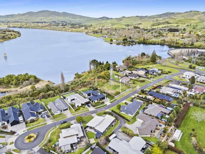 115 Rangatira Road, Cambridge