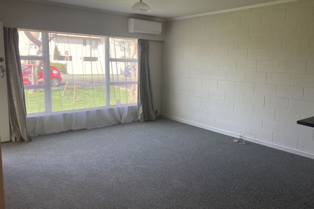 Charming 2-Bedroom Unit in Whitiora 5