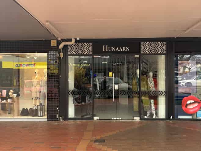 High profile retail