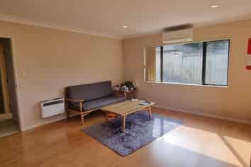 72 Gracechurch Drive, Flat Bush