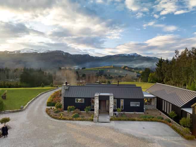 142 Slopehill Road, Lake Hayes