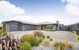 7 Mediterranean Grove, Fitzherbert