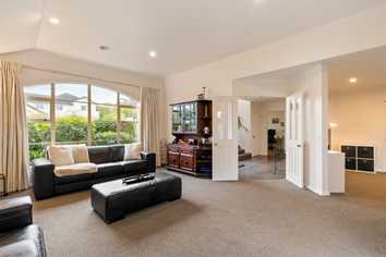 136 Westchester Drive, Churton Park