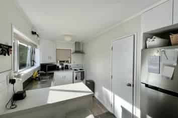 1/5 Ciprian Place, Henderson