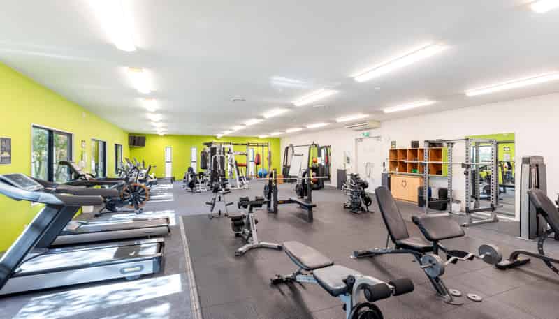 B6a, 92  Russley Road , Russley