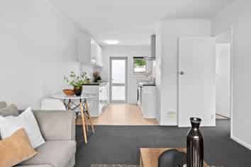 1/10 Avon Street, Frankton