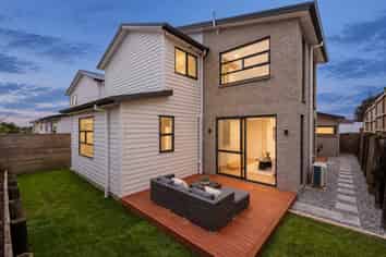 11B Matterhorn Crescent, Northpark