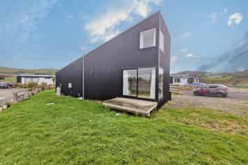 23 Morton Street, Riverton