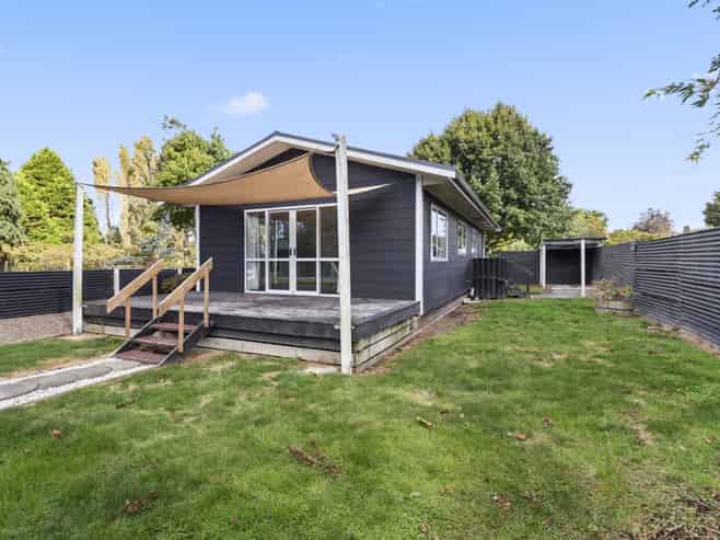 2A/5 Karapiro Road, Cambridge