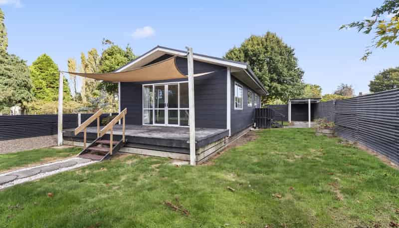 2A/5 Karapiro Road, Cambridge