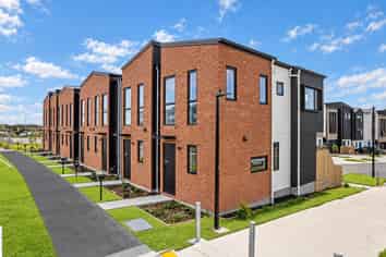 370 Ormiston Road, Flat Bush