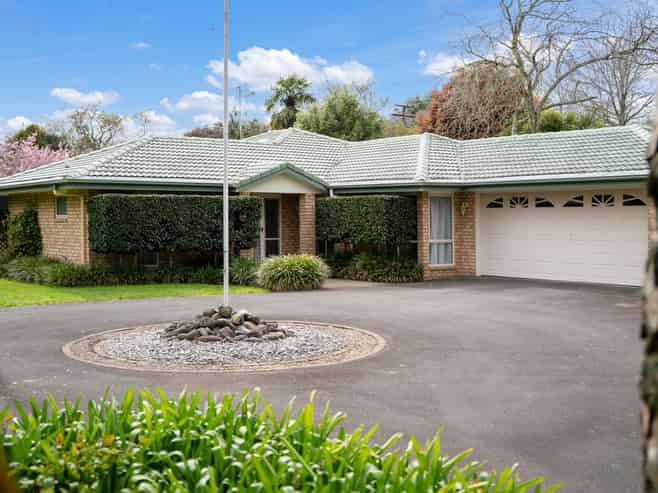 2 The Oaks Drive, Cambridge